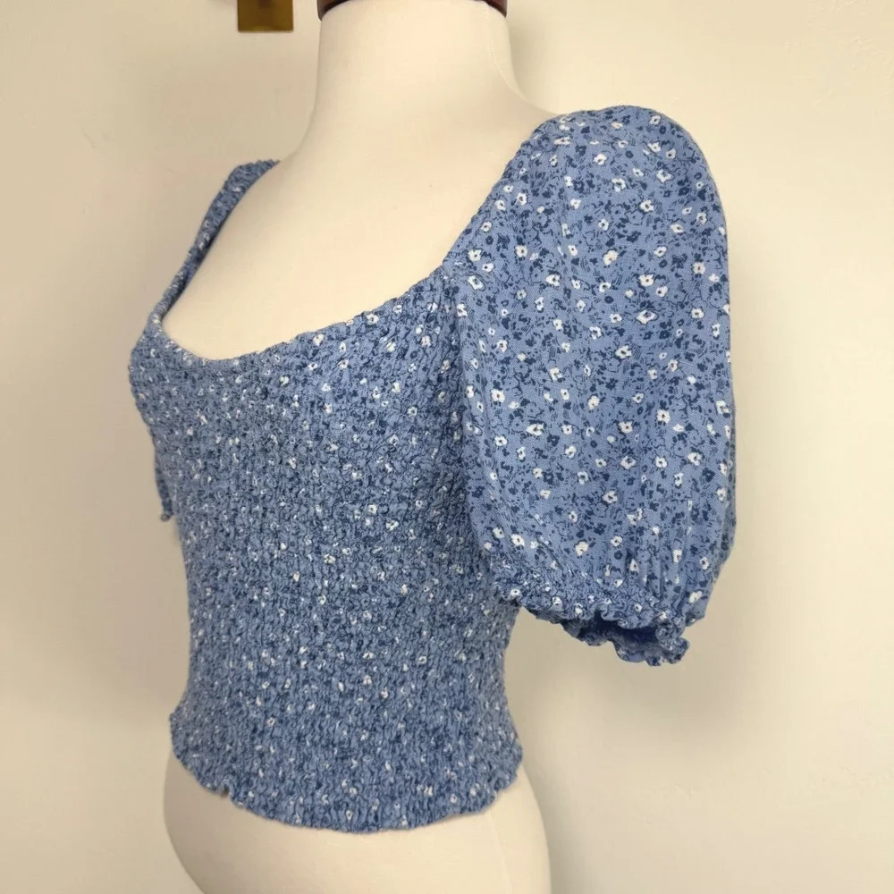 Abercrombie & Fitch Linen Blend Floral Top Blue‎ Puff Sleeve Prairie Cottagecore
